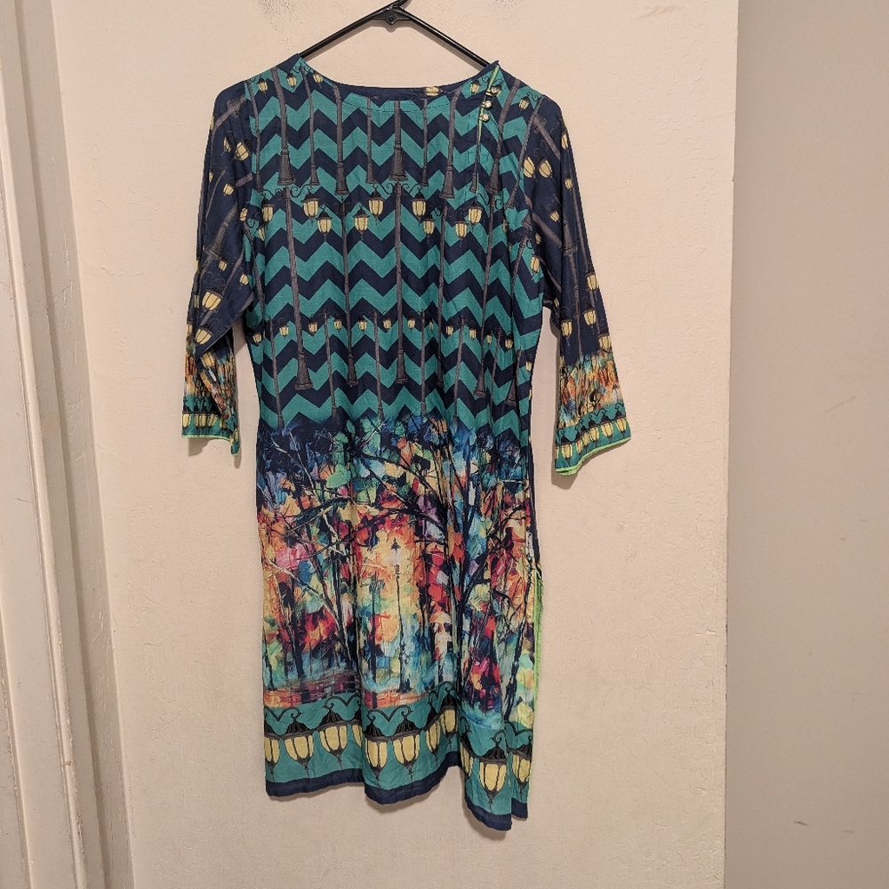 Polka Dots Blue Colorful Lamps Dress Half Sleeve. Size Medium